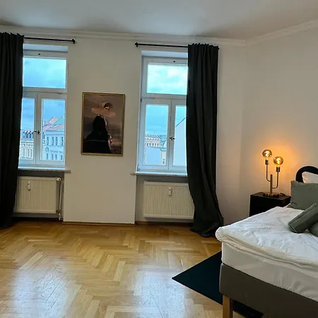 Rebelrents #4 Design Trifft Komfort - Einzigartiges Ferienapartment In Der Nahe Des Hauptbahnhofs Apartment