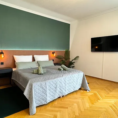 Rebelrents #4 Design Trifft Komfort - Einzigartiges Ferienapartment In Der Nahe Des Hauptbahnhofs Apartment Halle (Saale)